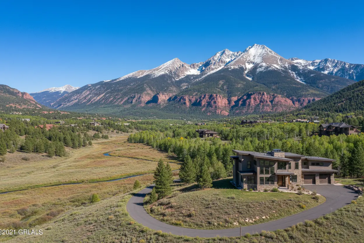 What to Expect When Buying Residential Real Estate in Southern Colorado