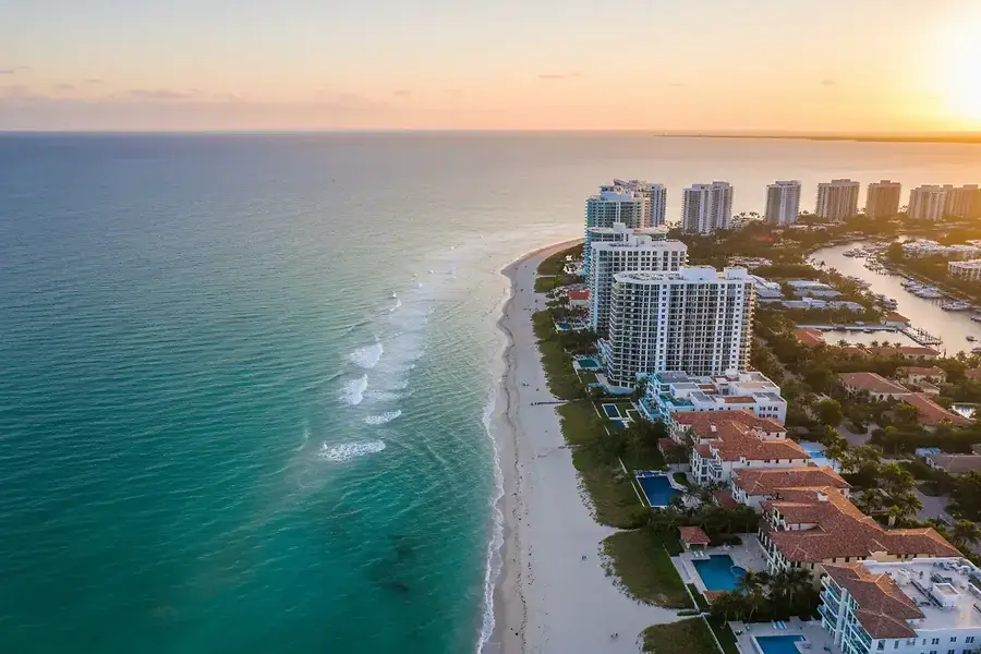 Luxury Waterfront Living: Miami's Premier Coastal Communities