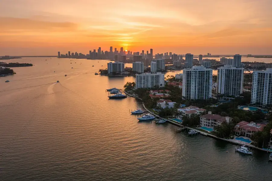 Waterfront Living in Miami: A Buyer's Guide to Coastal Homes