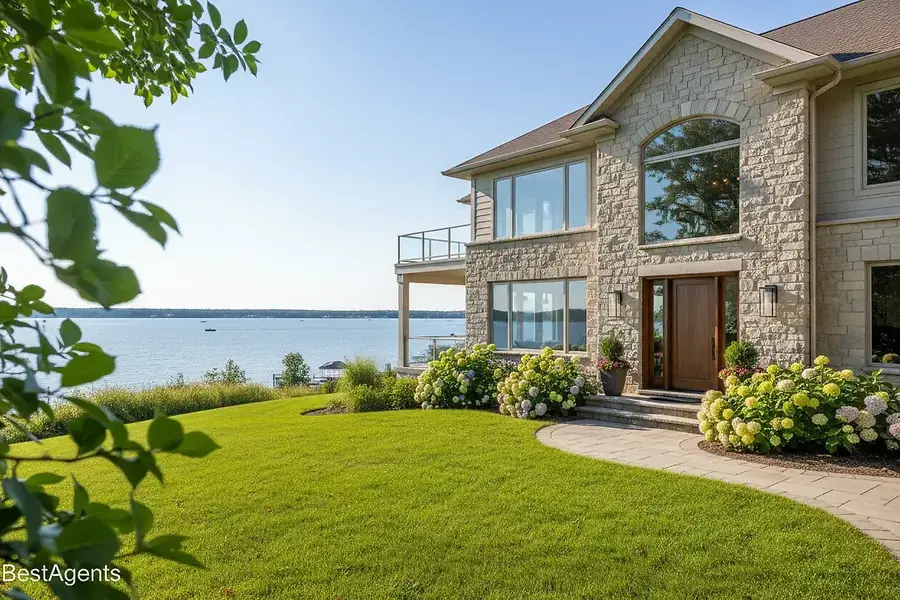 How to Sell Your Okauchee Home for Maximum Profit and Appeal