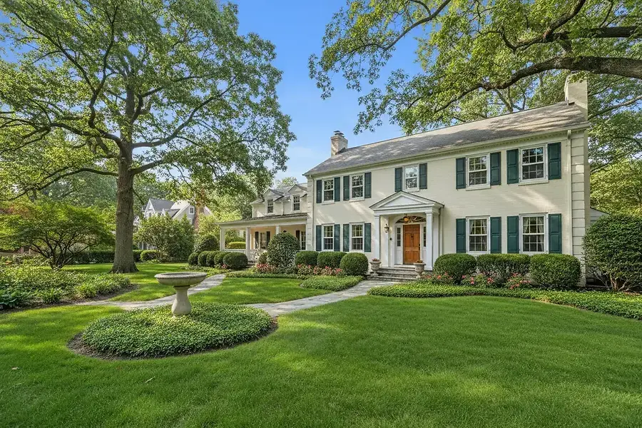 Selling Your Home in West Hartford: Market Insights for 2025
