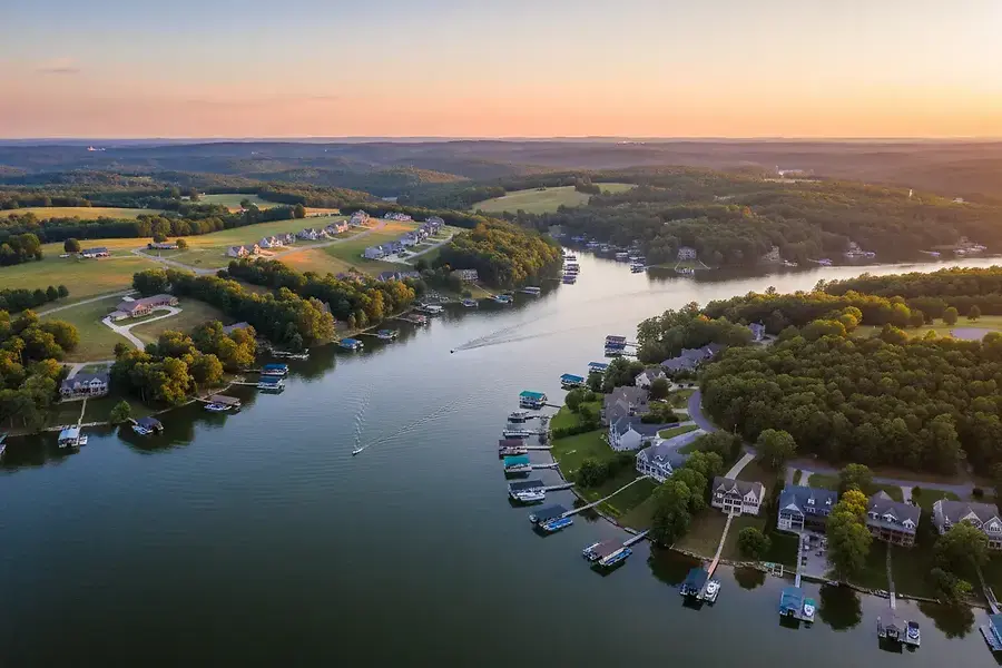 Waterfront and Rural Living: Finding Your Perfect Home in Bedford County