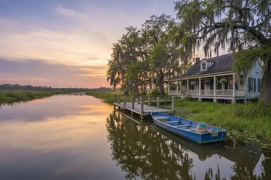 Waterfront Living in New Orleans: A Guide to Bayou Properties