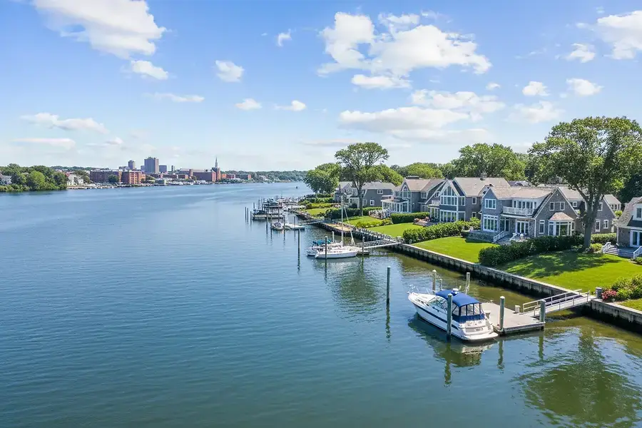 Red Bank Waterfront Homes: What You Need to Know Before Buying