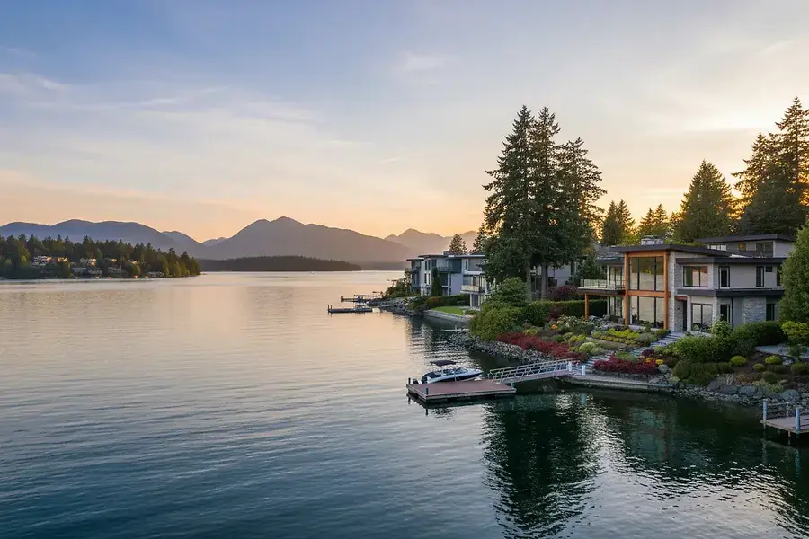 Waterfront Living in Seattle's Suburbs: Lakeside Homes Worth Exploring