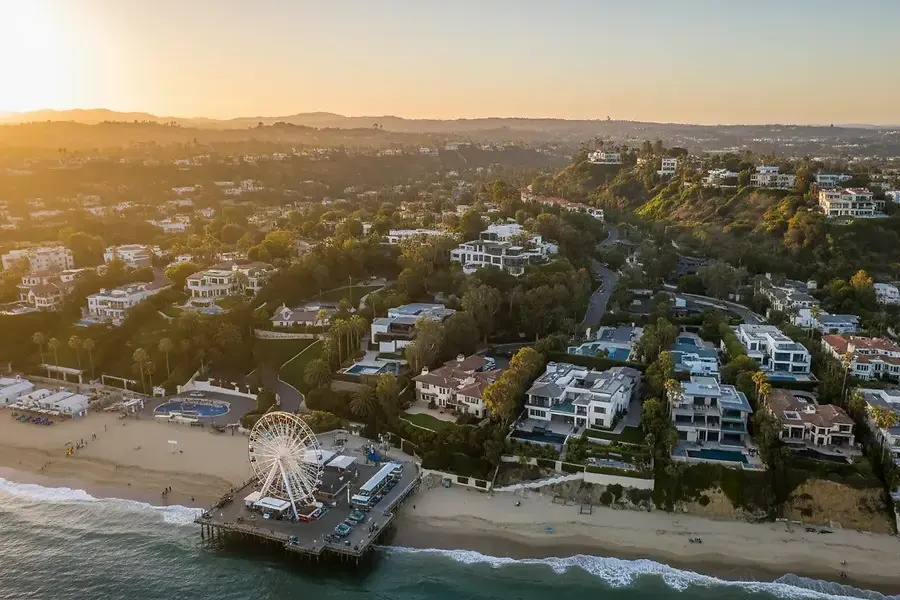Westside LA Luxury Neighborhoods: Market Trends & Investment Potential