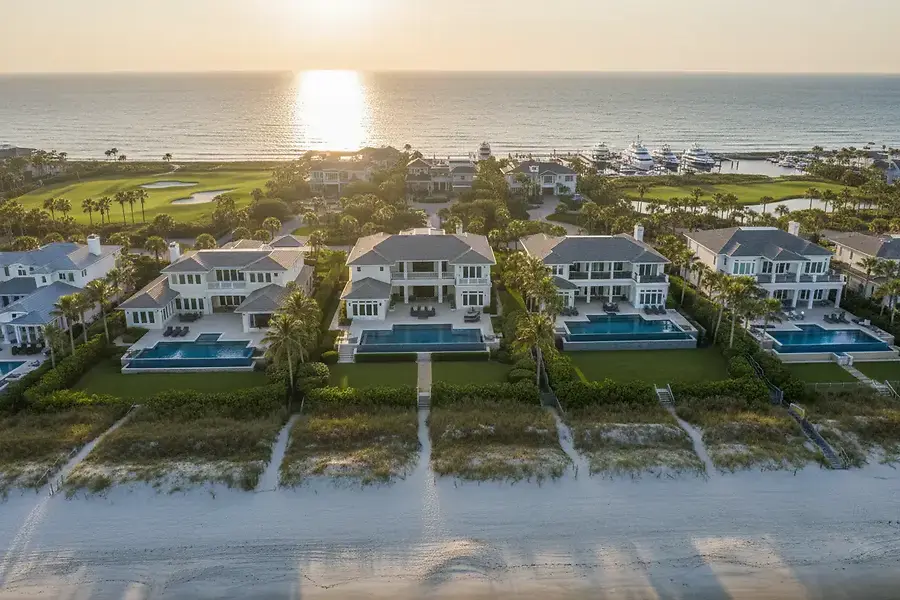Luxury Waterfront Homes in Ponte Vedra Beach: A Smart Investment Guide