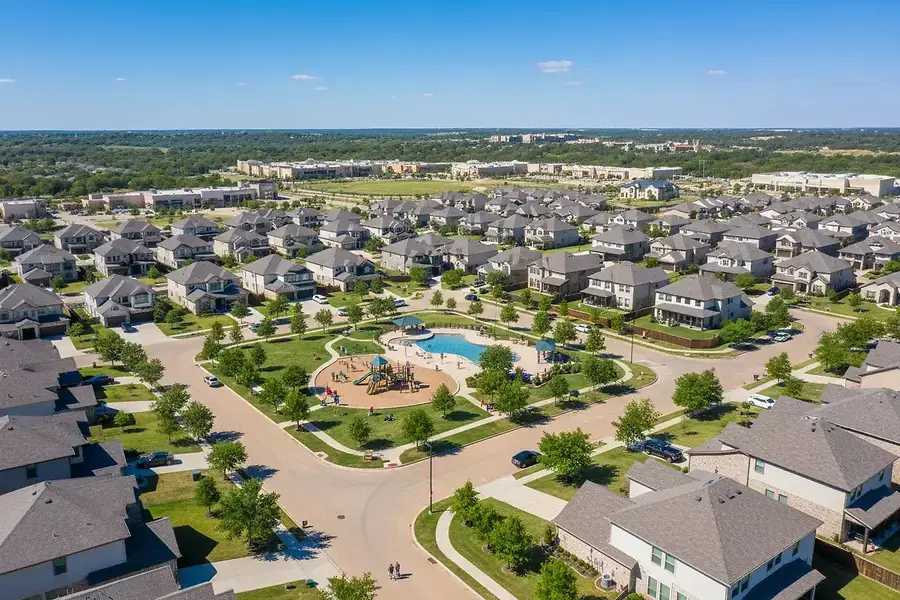 Suburban Growth: New Residential Communities North of San Antonio