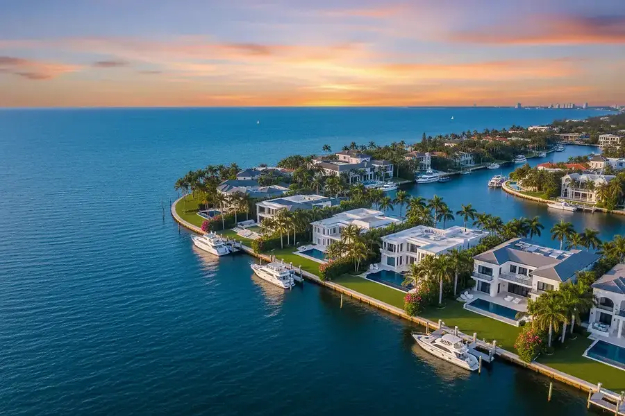 Buying Luxury Waterfront Homes in Fort Lauderdale: A Complete Guide