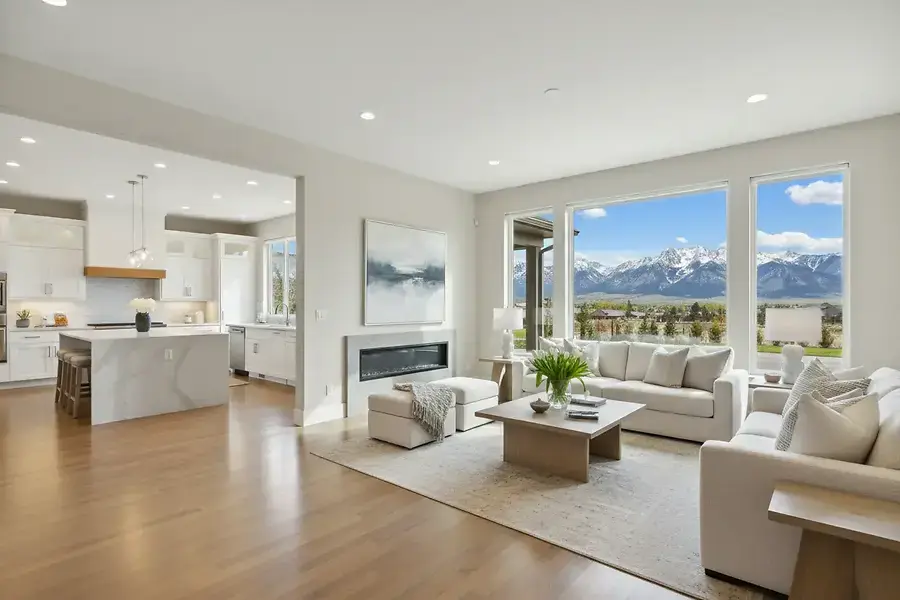 Home Selling Strategies for Colorado Springs and Denver Markets