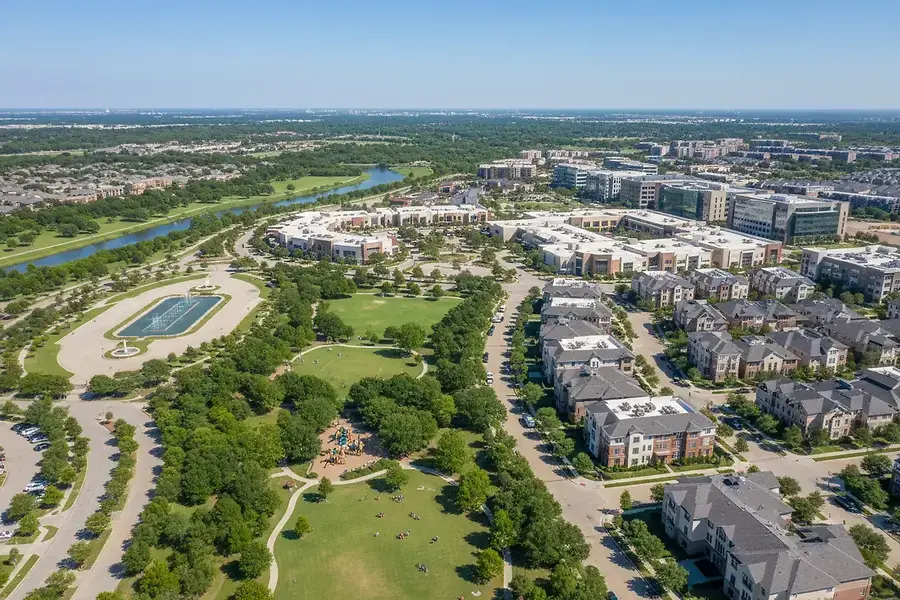 Investing in Houston's Suburban Residential & Commercial Markets
