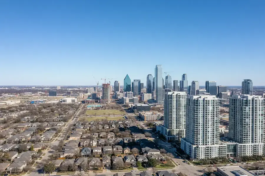 Residential vs. Commercial Real Estate Investment Opportunities in Dallas-Frisco