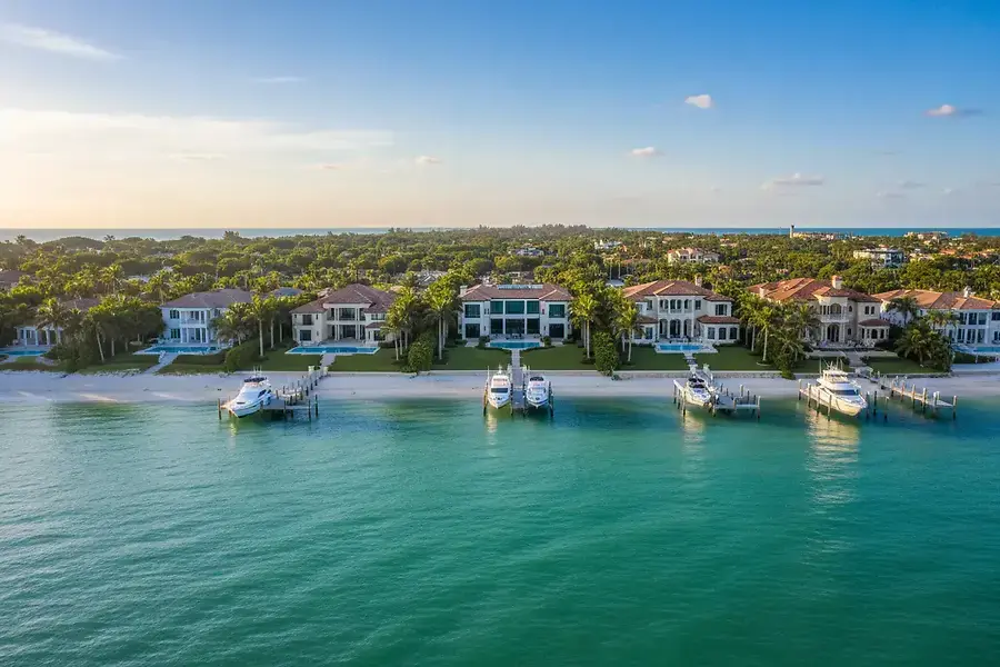 Luxury Waterfront Homes: Venice and Sarasota's Most Exclusive Properties