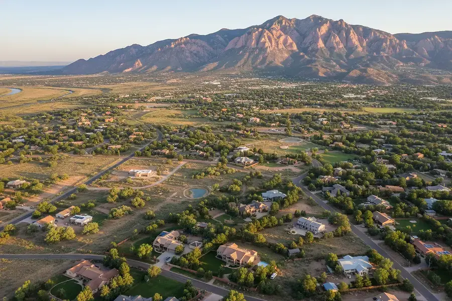 Choosing Your Perfect Home in Albuquerque's East Side Communities