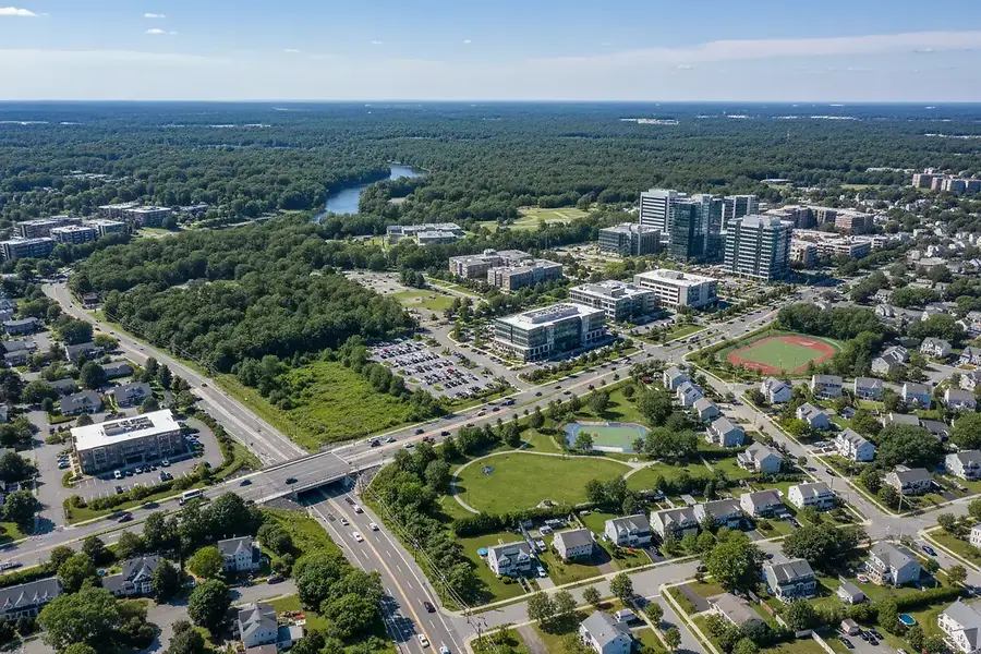 Andover Real Estate Market: Balancing Residential Growth with Commercial Expansion