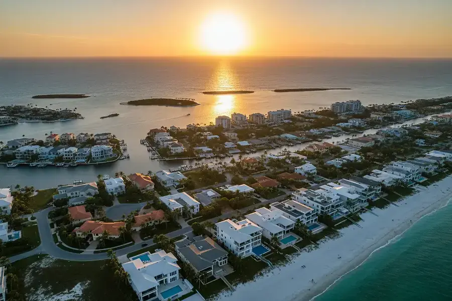 Southwest Florida Real Estate Market: 2025 Trends & Opportunities