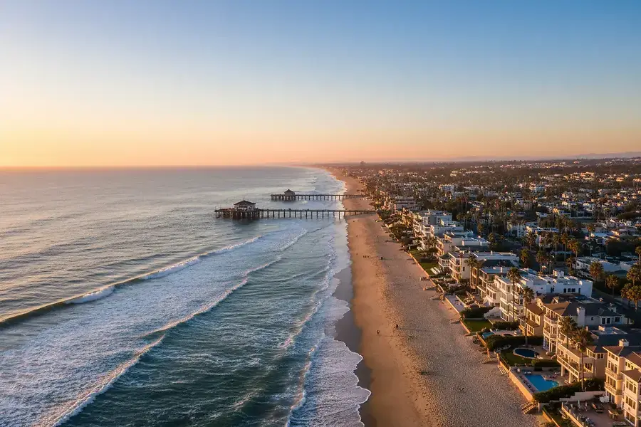 Waterfront Living: Exploring Coastal Homes and Investment Potential in South Bay