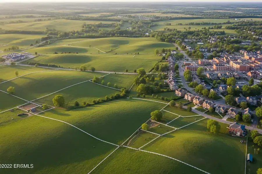 Finding Your Ideal Central Kentucky Neighborhood: A Complete Guide
