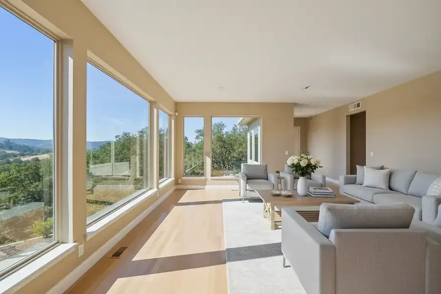 East Bay Home Staging: Attract Buyers and Maximize Sale Price