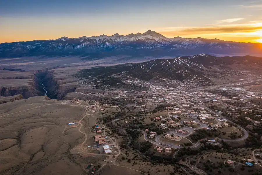 Residential and Commercial Real Estate Opportunities in the Taos Area