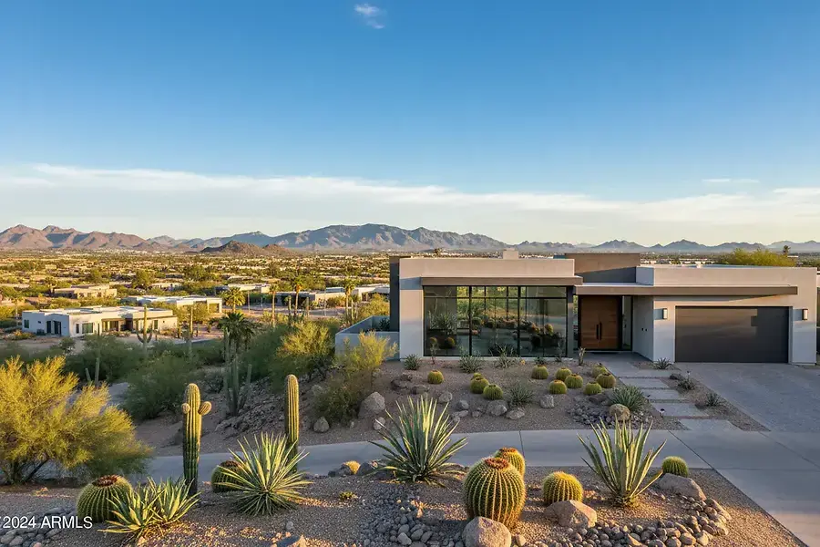 Buying a Home in West Valley Arizona: Market Insights for 2025