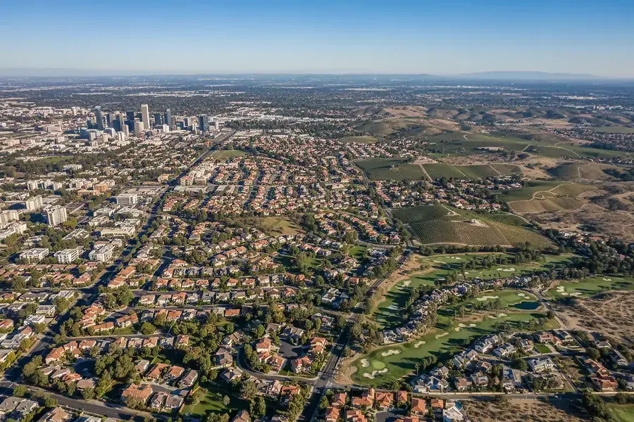 Riverside County Residential Markets: Community Profiles and Buyer's Guide