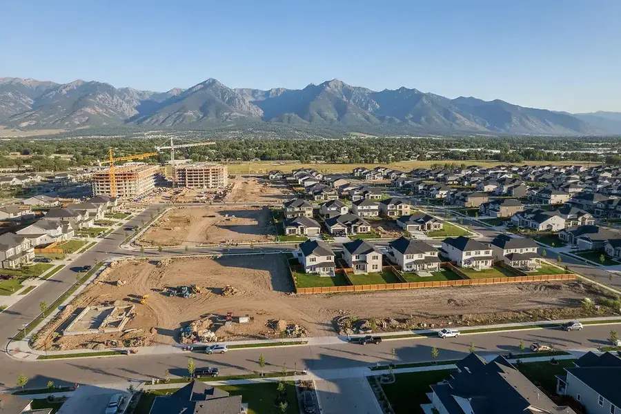 Investment Opportunities in Utah's Growing Suburban Residential Markets