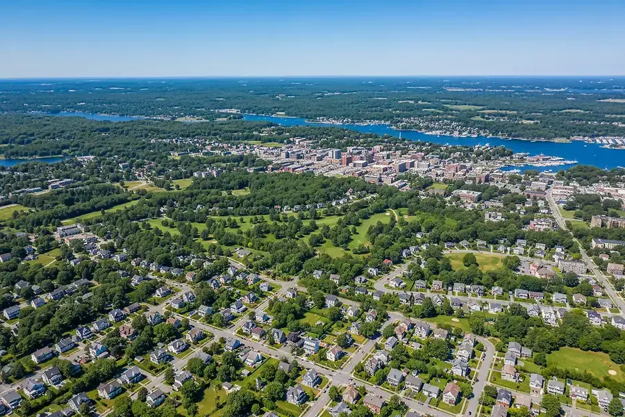 Home Values and Market Trends in Greater Portland Communities